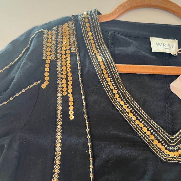 Wrap London Godet Cotton Sequin Bell Sleeve V Neck Blouse Sz 6 Black Gold - Picture 10 of 10